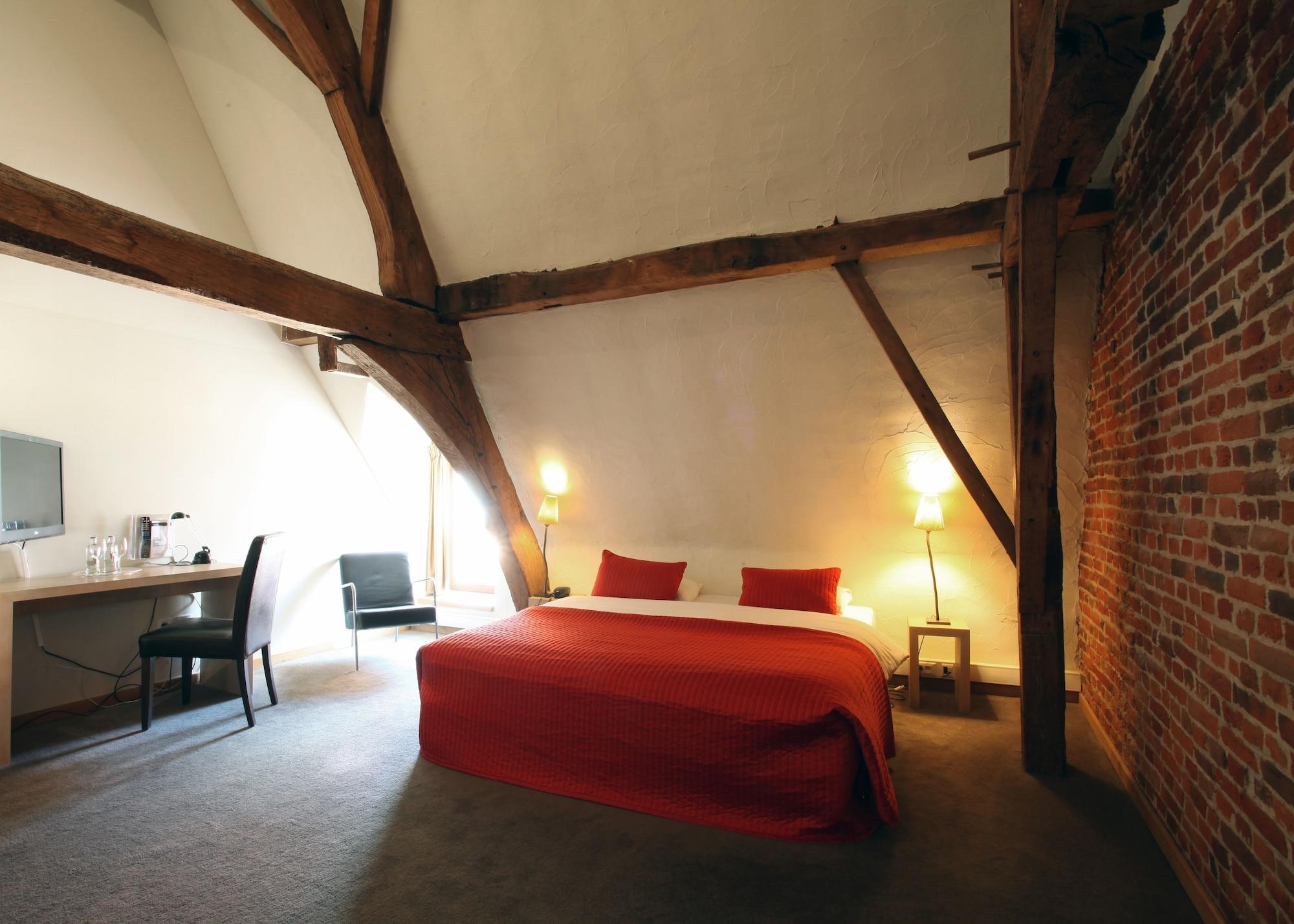 Hotel The Lodge Heverlee เลอเวน ภายนอก รูปภาพ