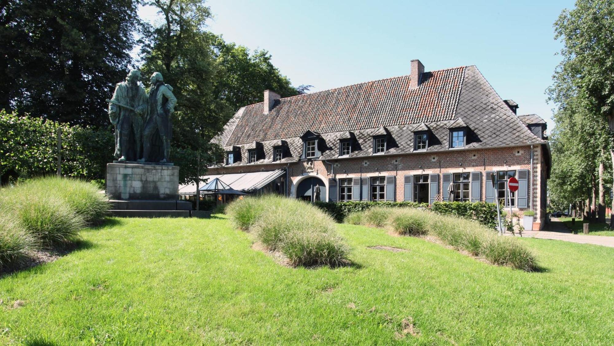 Hotel The Lodge Heverlee เลอเวน ภายนอก รูปภาพ