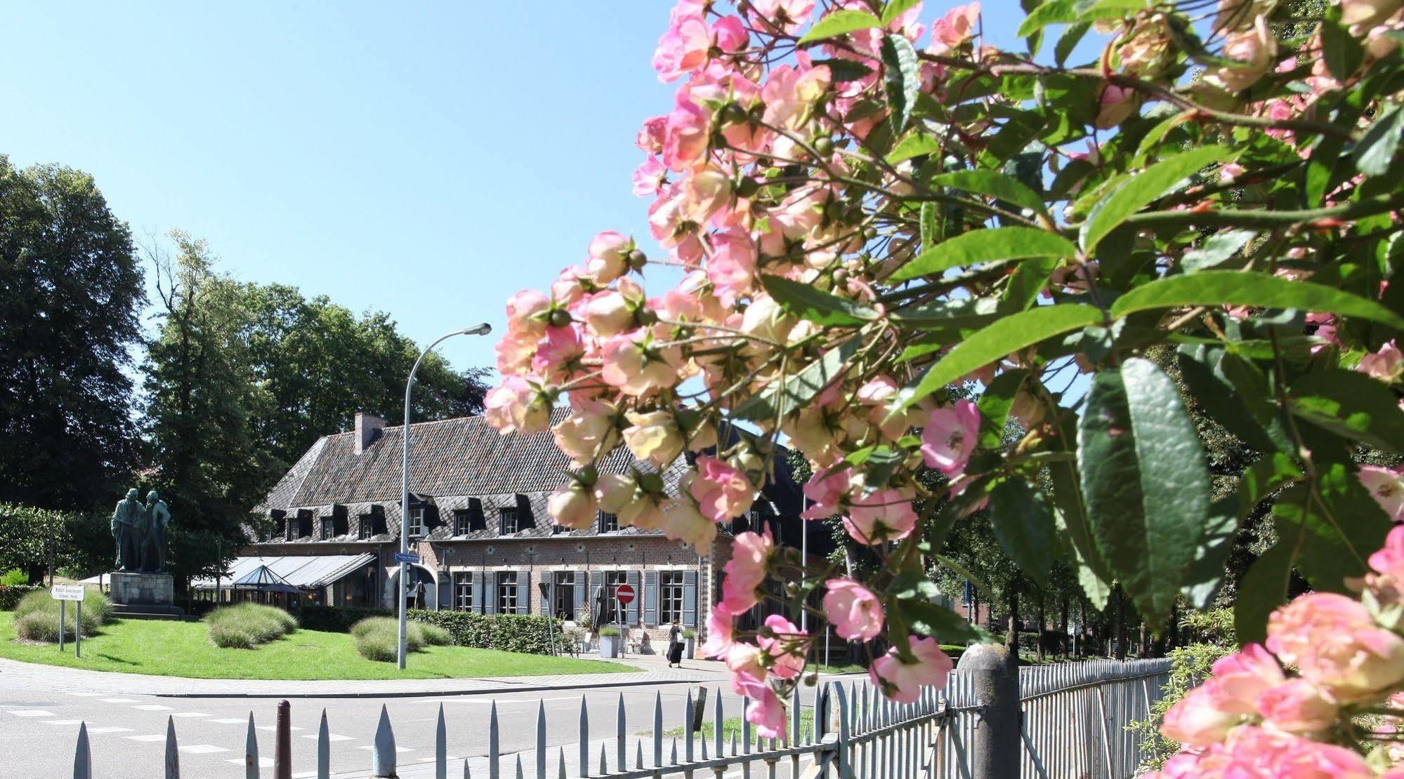 Hotel The Lodge Heverlee เลอเวน ภายนอก รูปภาพ
