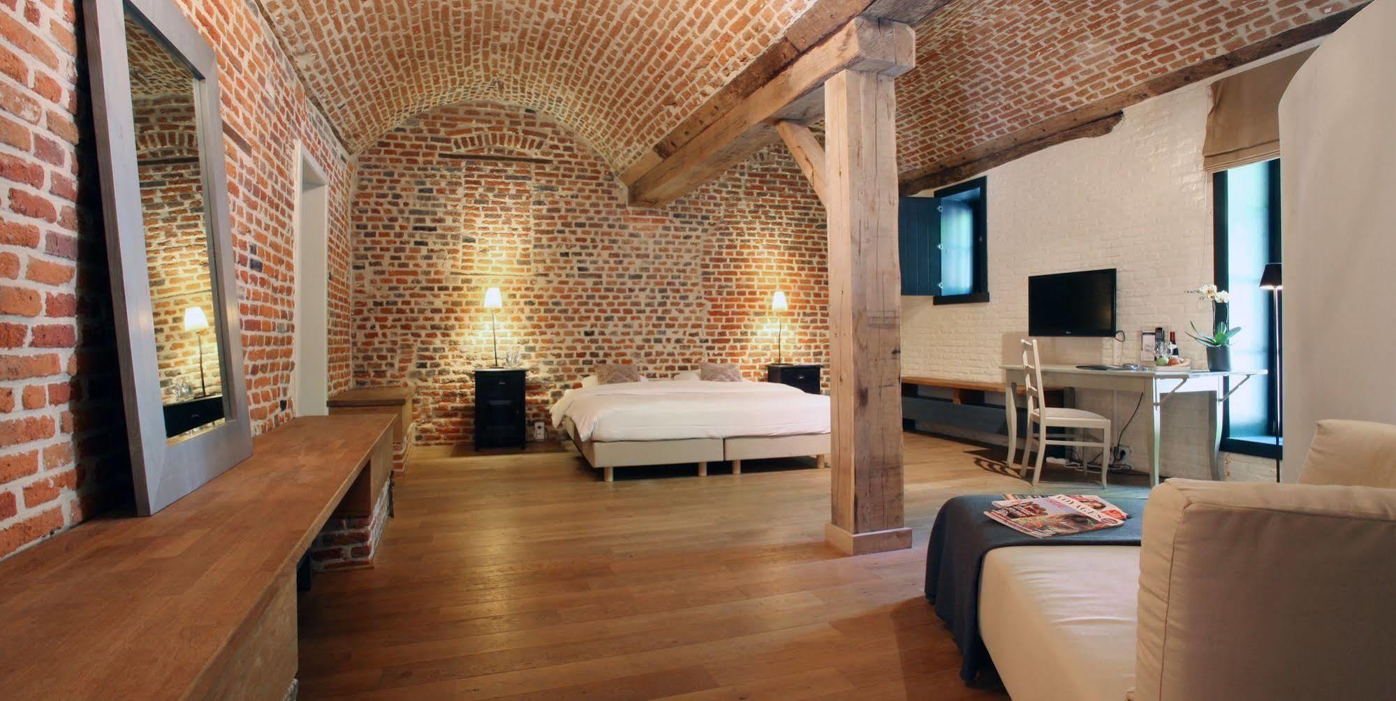 Hotel The Lodge Heverlee เลอเวน ภายนอก รูปภาพ